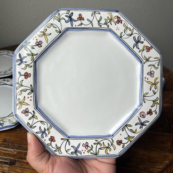 Set of 6 Lis Ceramica Brasil Handpainted Floral Motif Salad Plates - Picture 10 of 10